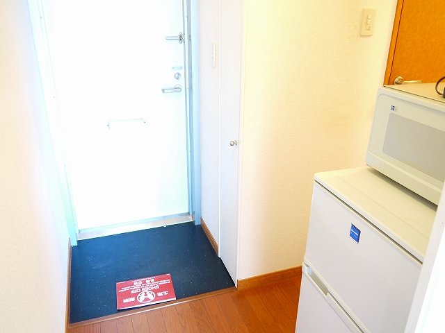 玄関　落ち着いた玄関です