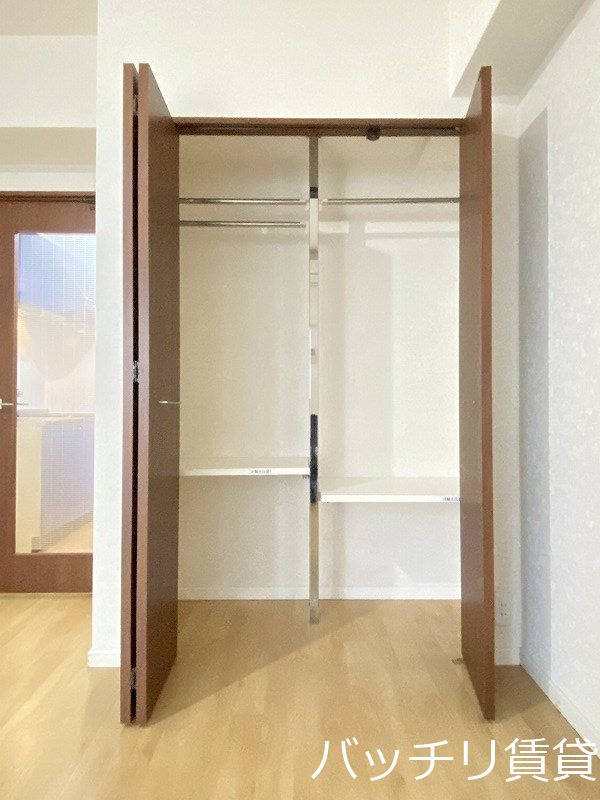 収納　別号室タイプの為、現状を優先致します。