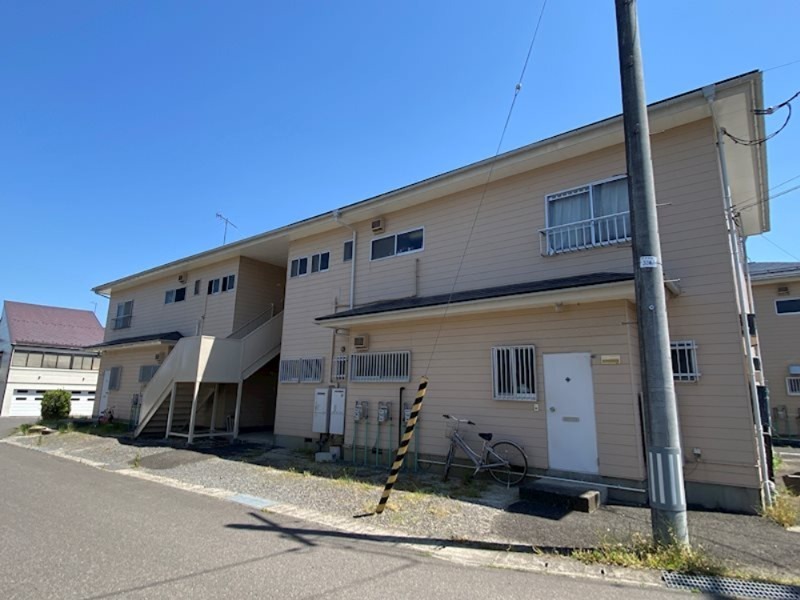 建物外観　Bは後ろの建物になります。