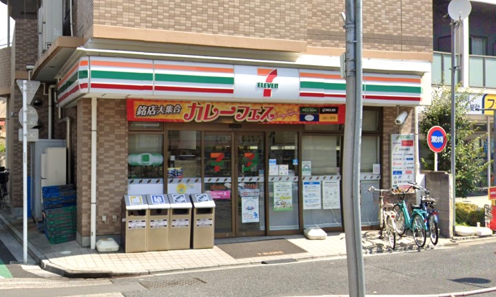 コンビニ　セブンイレブン荒川町屋店（コンビニ）まで99m