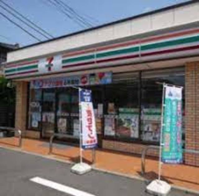 コンビニ　セブンイレブン練馬富士見台2丁目店（コンビニ）まで419m