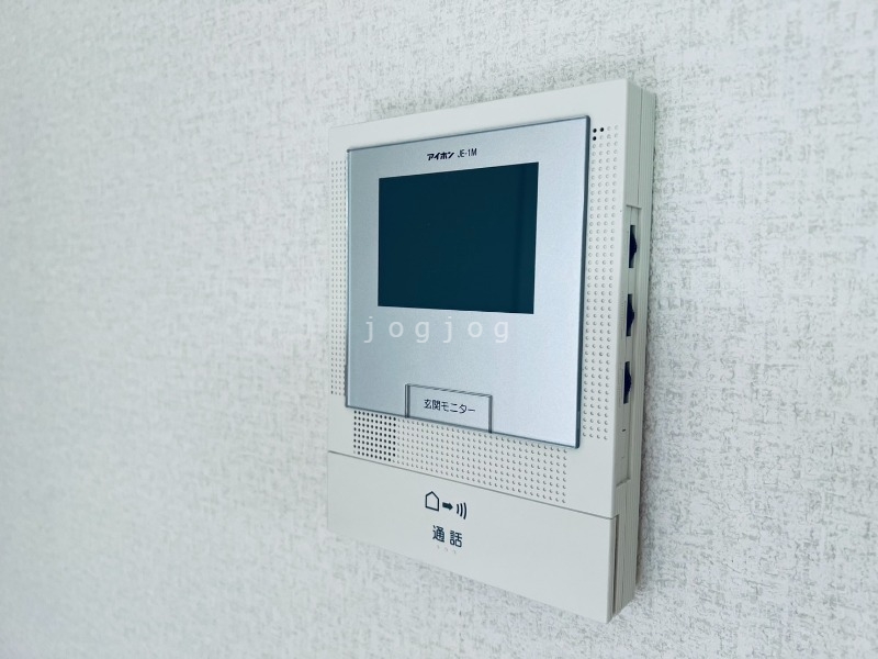 セキュリティ　モニター付きインターホンで来客確認も安心です！