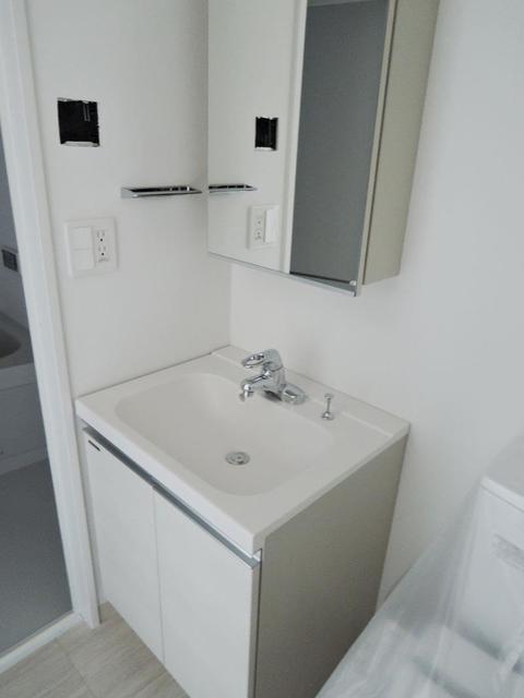 洗面設備　※写真は同タイプ住戸です。