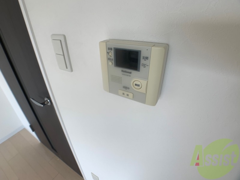 セキュリティ　ＴＶモニター付インターホンです。来客者の顔が見えるので安心！