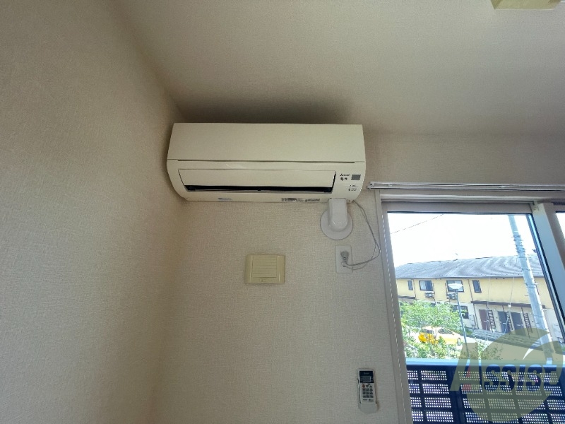 その他設備　エアコンが付いていますので寒暖対策もばっちり。