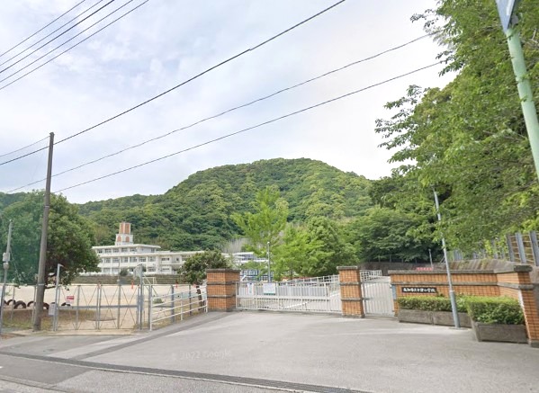 小学校　高知市立十津小学校（小学校）まで1245m