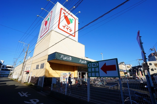 スーパー　コモディイイダ朝霞店（スーパー）まで495m