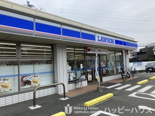 コンビニ　ローソン福岡諸岡五丁目店（コンビニ）まで50m