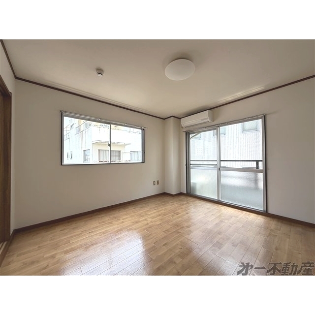 建物外観　洋室