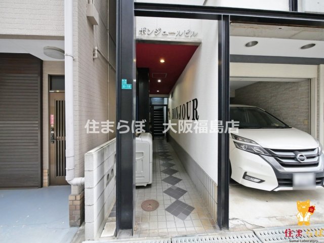 エントランス　共用部の印象も大切に