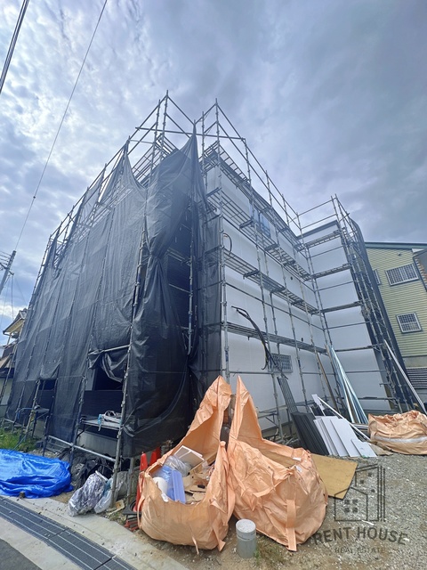 建物外観　外観（建設中）