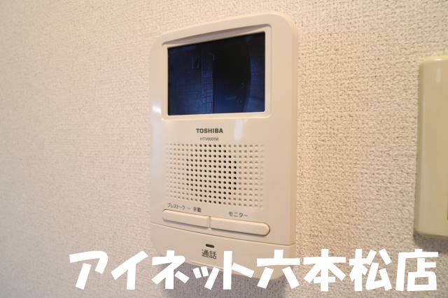 セキュリティ　モニター付きインターホンで安心です