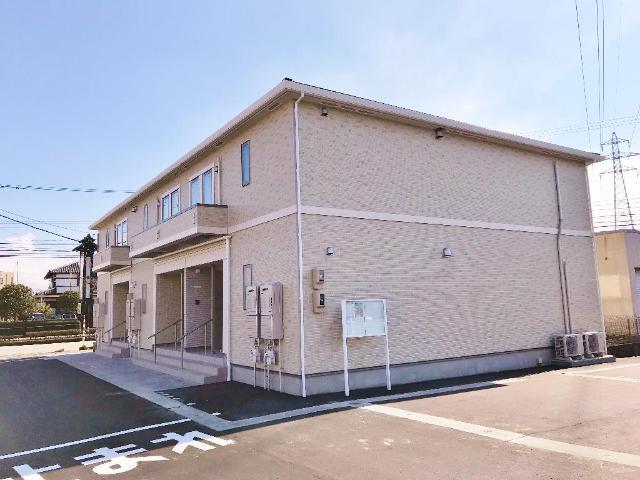 エントランス　外観写真（昼）