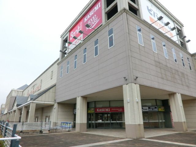 ショッピングセンター　ブランニューモール（ショッピングセンター）まで570m