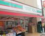 コンビニ　ローソンストア100大森西店（コンビニ）まで720m
