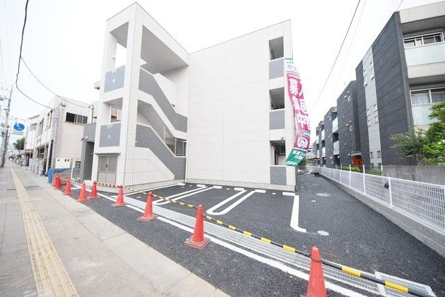 建物外観　☆礼金なし☆オートロック＆TVドアホン＆防犯カメラ付きで安…