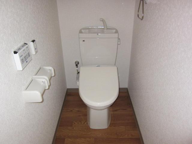 トイレ　シャワー付トイレ