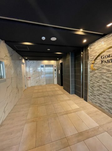 ロビー　★ ★ 口コミ２００件以上　評価４.９のお店 ★ ★