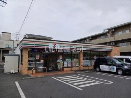 コンビニ　セブンイレブン調布飛田給１丁目店（コンビニ）まで1442m