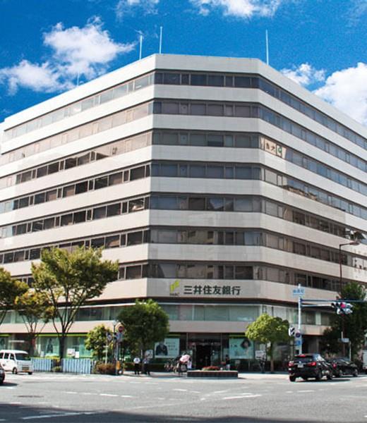銀行　三井住友銀行 南森町支店（銀行）まで469m