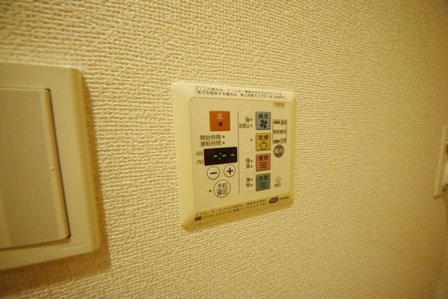 その他設備　浴室乾燥機付き