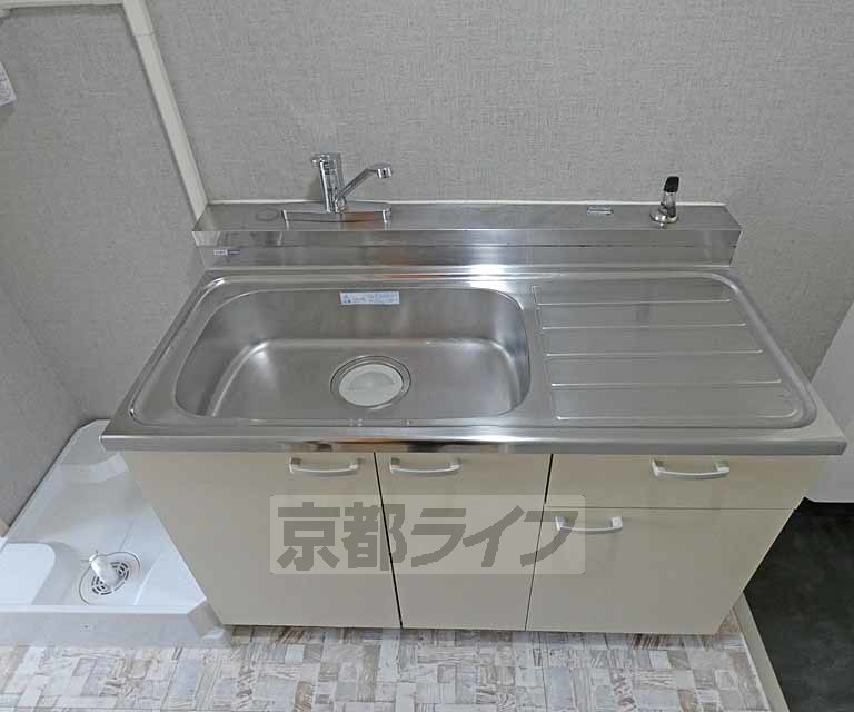 キッチン　キッチンです。