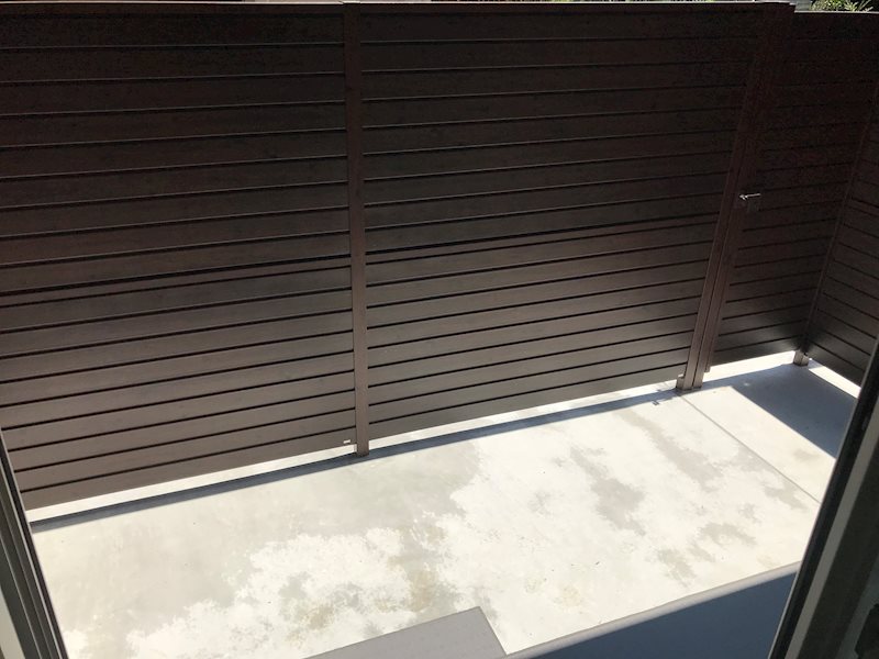 バルコニー　他号室部屋