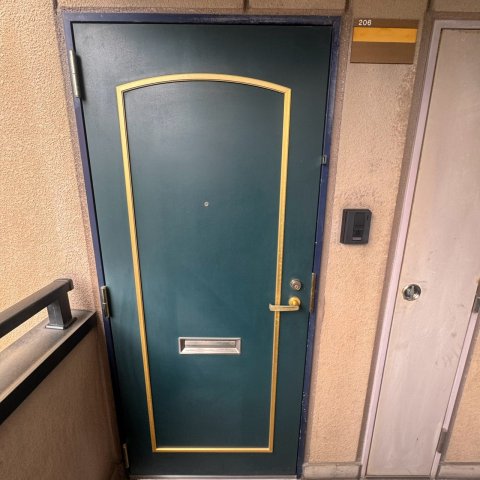 ファミールグランデサウス館の玄関写真