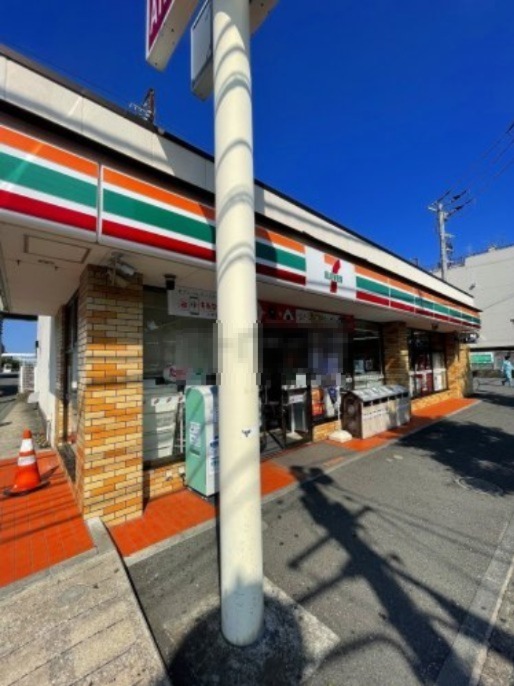 コンビニ　セブン-イレブン 横浜磯子新杉田店（コンビニ）まで741m