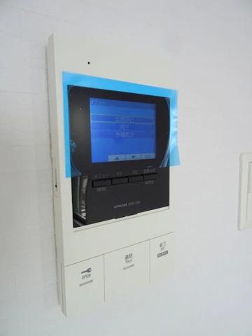 セキュリティ　モニター付きインターホン完備