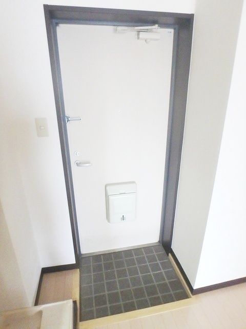 玄関　内見の予約先はタウンハウジング池袋東口店になります★★
