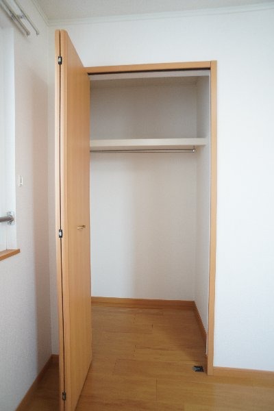 収納　洋室の収納