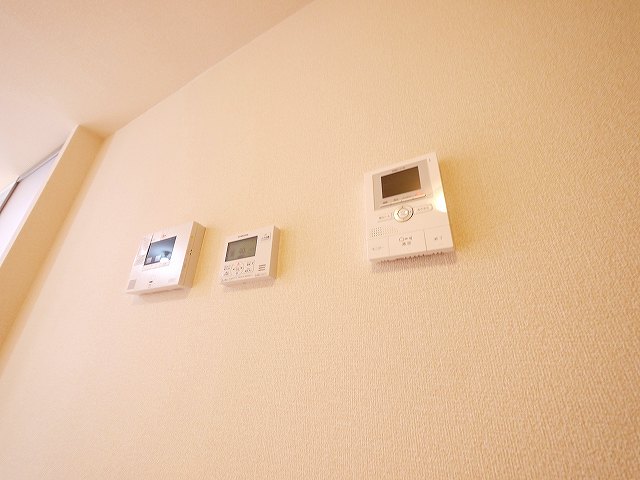 セキュリティ　セコム　モニター付きインターホンです