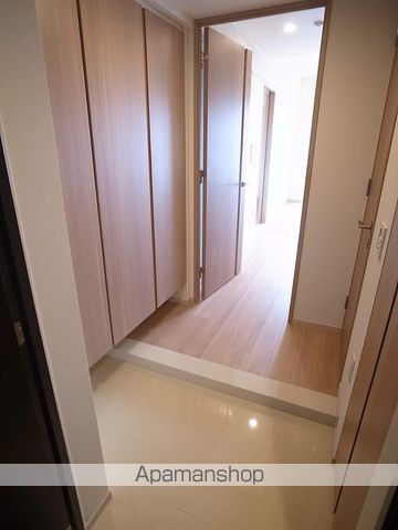 ライオンズタワー柏の玄関写真