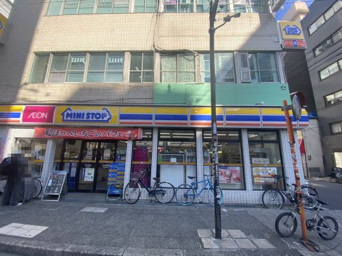コンビニ　ミニストップ 南船場店（コンビニ）まで60m