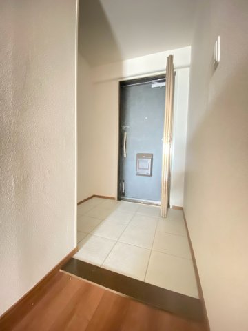 アドリーム千里丘の玄関写真