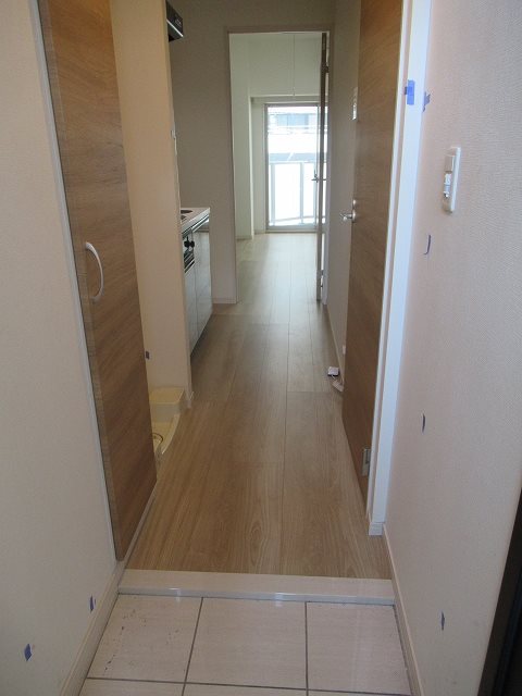 玄関　※参考写真