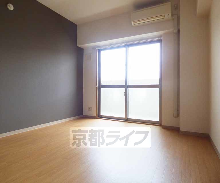 THE BASE 四条大宮の居間写真