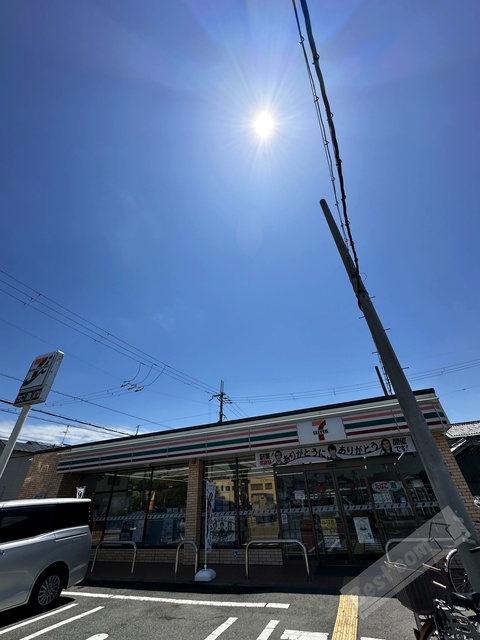 コンビニ　セブンイレブン松原天美西2丁目店（コンビニ）まで567m