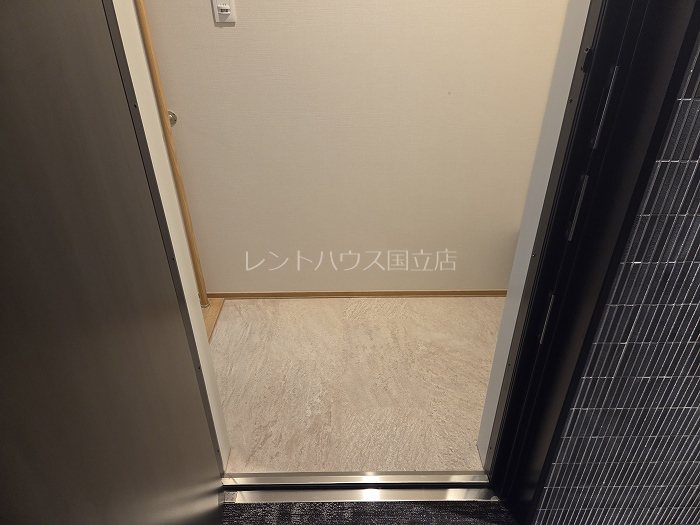 ＪＲ中央線 西国分寺駅 徒歩6分 3階建 築1年の玄関写真