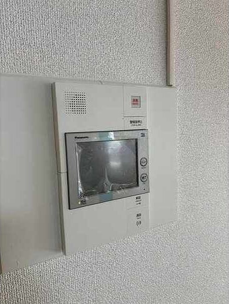 阪急宝塚線 三国駅 徒歩10分 8階建 築27年の玄関写真
