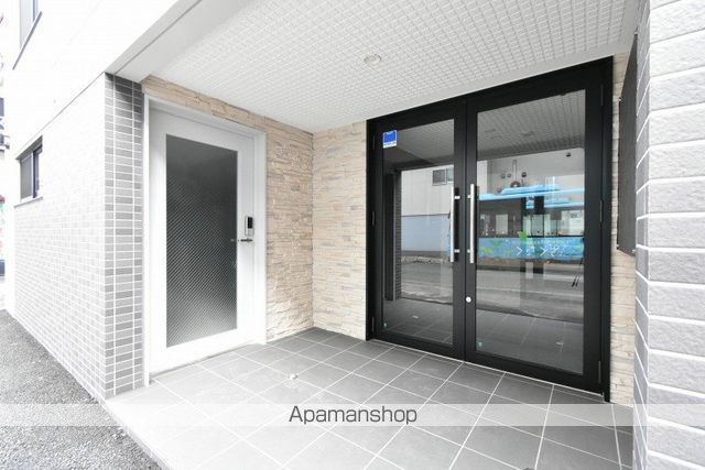 地下鉄南北線 南平岸駅 徒歩1分 4階建 築4年の外観写真