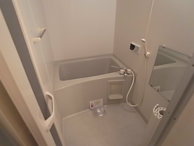 バス・シャワールーム　別部屋参考写真
