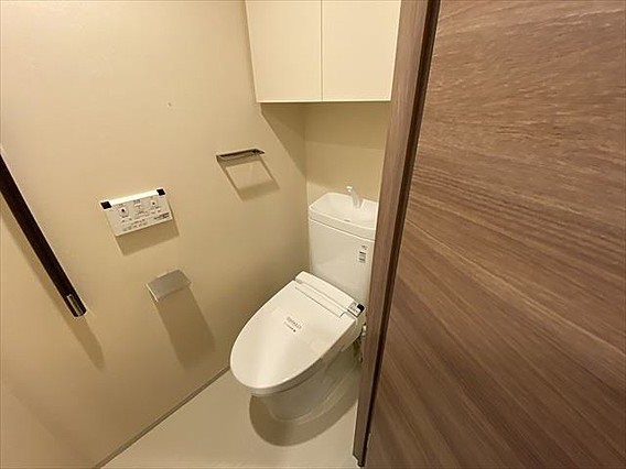 都営浅草線 蔵前駅 徒歩4分 14階建 築9年のトイレ写真