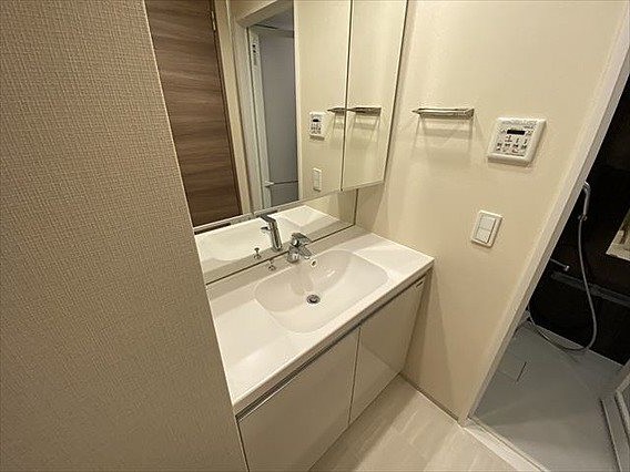 都営浅草線 蔵前駅 徒歩4分 14階建 築9年の内装写真