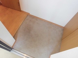 玄関　同タイプ内観です