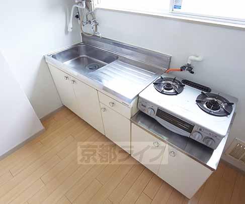 京阪宇治線 黄檗駅 徒歩5分 3階建 築52年のキッチン写真