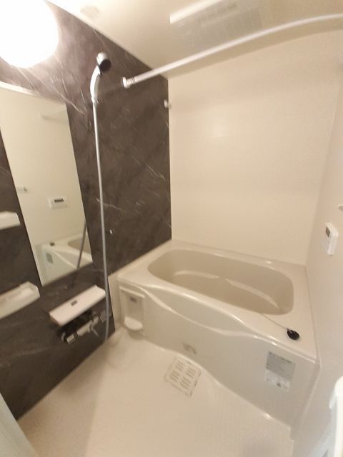 ハイ ブリッジの風呂写真