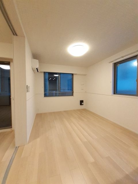 ハイ ブリッジの居間写真