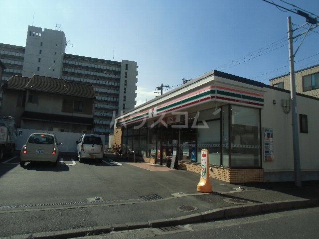 コンビニ　セブン-イレブン横須賀公郷町２丁目店（コンビニ）まで451m